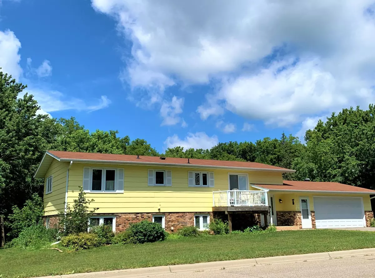 Detroit Lakes, MN 56501,1304 Lori AVE