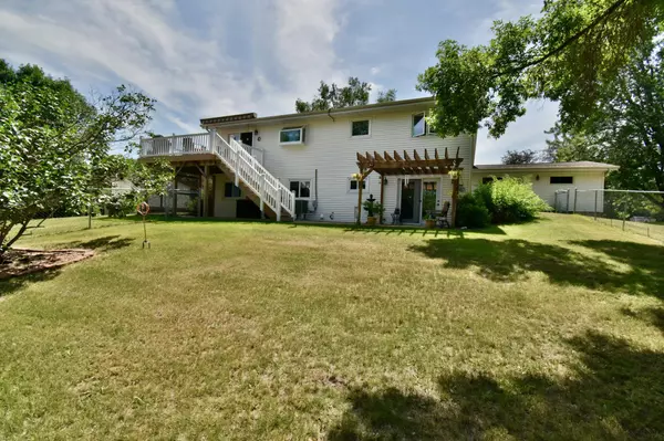 Alexandria, MN 56308,1211 Ridgeview TER NE