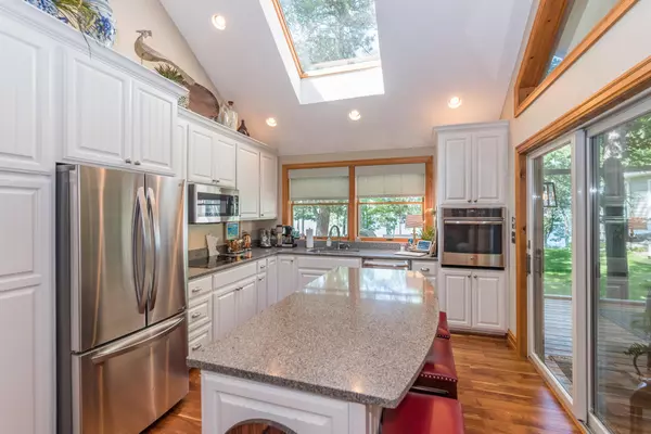 East Gull Lake, MN 56401,1371 East Pointe DR