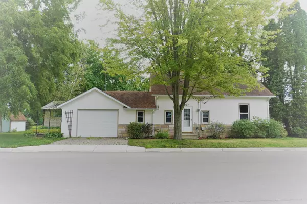 120 S Eliot AVE, Rush City, MN 55069