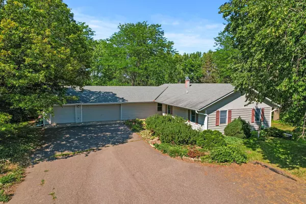 Minnetrista, MN 55359,1460 County Road 92