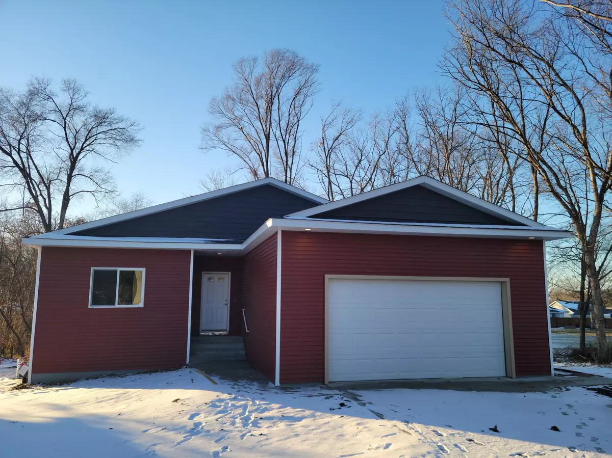 Rochester, MN 55904,3233 Welch CT SE