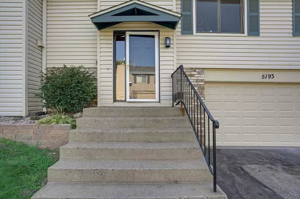 Minnetonka, MN 55343,5193 Beachside DR