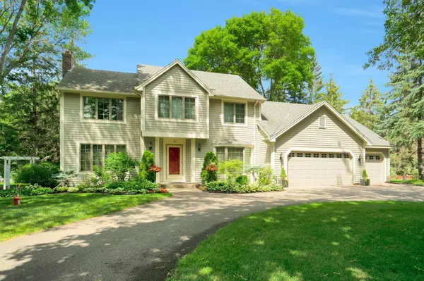 North Oaks, MN 55127,17 Meadowlark LN