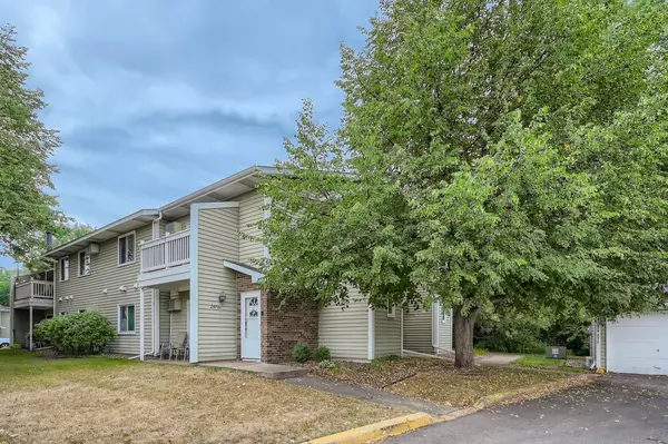 2478 Cobble Hill Alcove #A,  Woodbury,  MN 55125