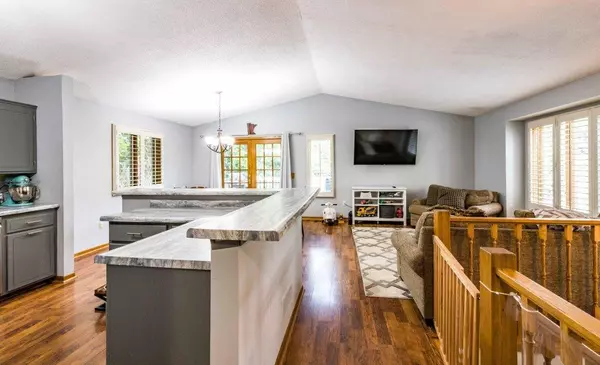 Minnetonka, MN 55345,14803 Peteler LN