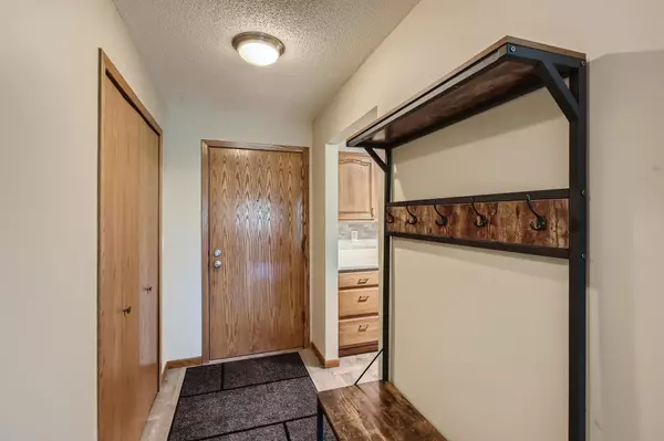 Inver Grove Heights, MN 55076,2525 76th ST E #202