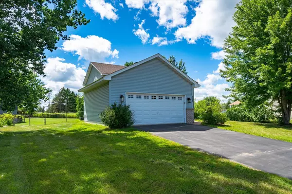 Braham, MN 55006,509 Horseshoe LN