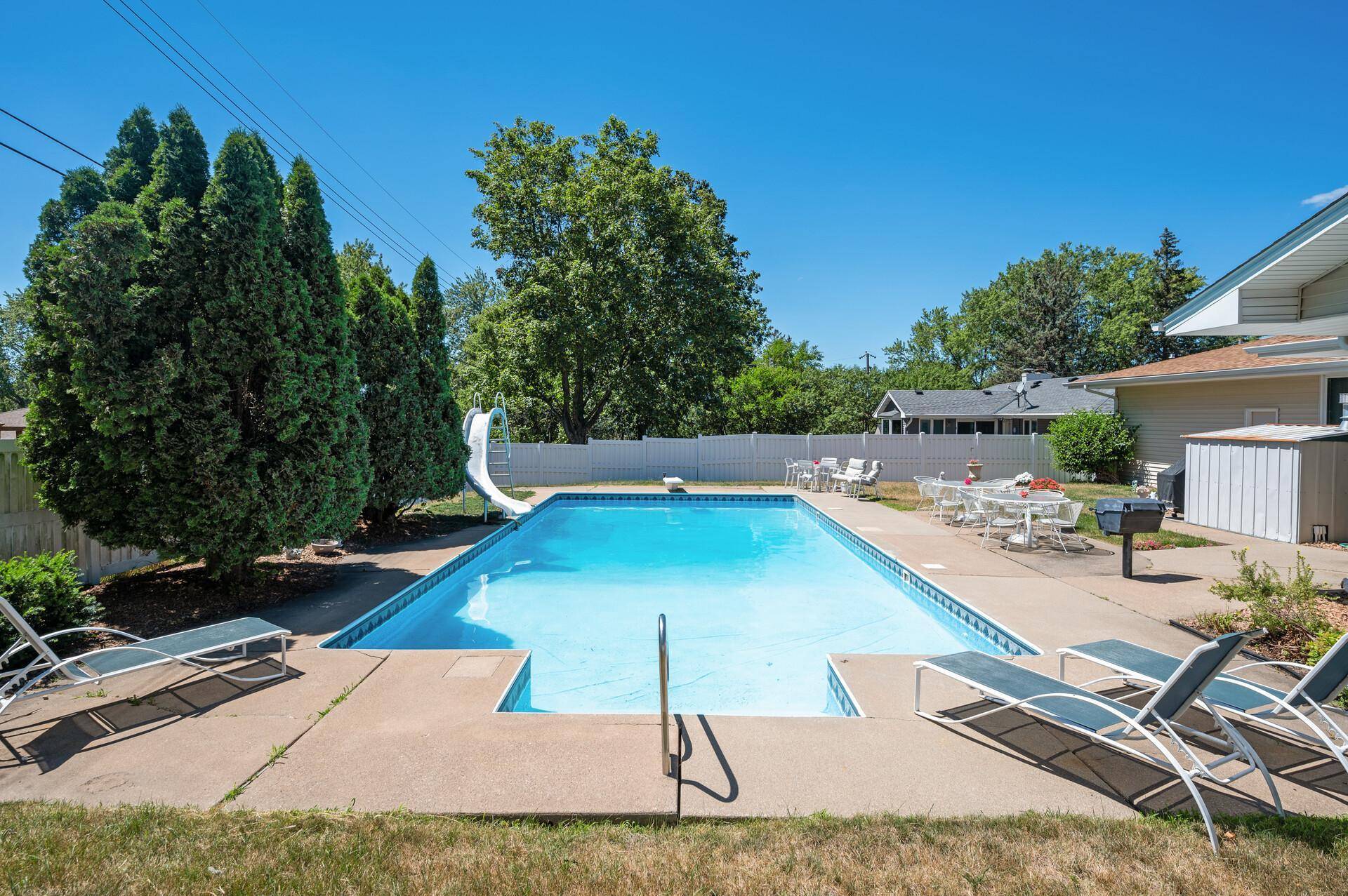 Columbia Heights, MN 55421,1140 Pierce TER NE