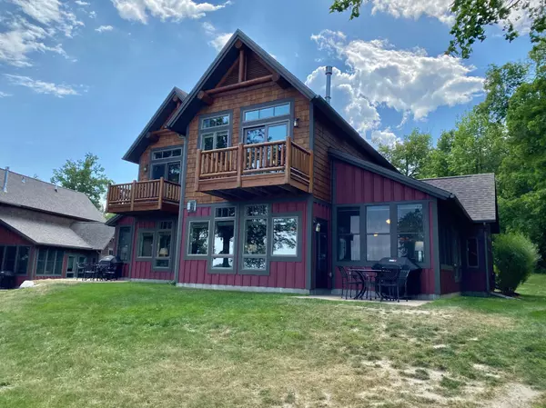 Walker, MN 56452,6952 Beach View LN NW #200-5