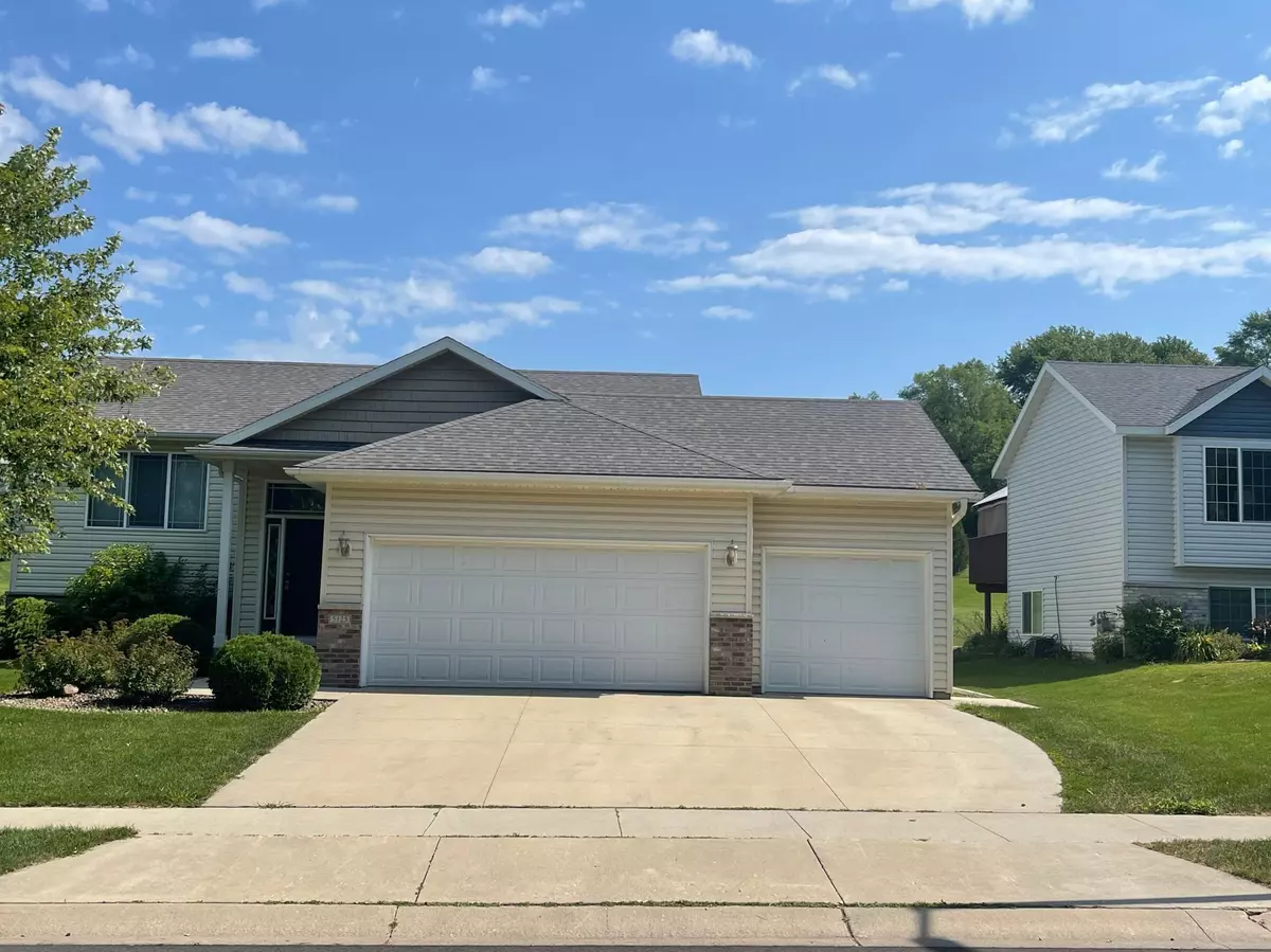 Rochester, MN 55901,5125 Ridgeview DR NW