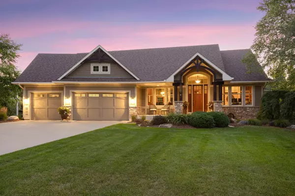 Burnsville, MN 55306,15490 Lucerne CIR