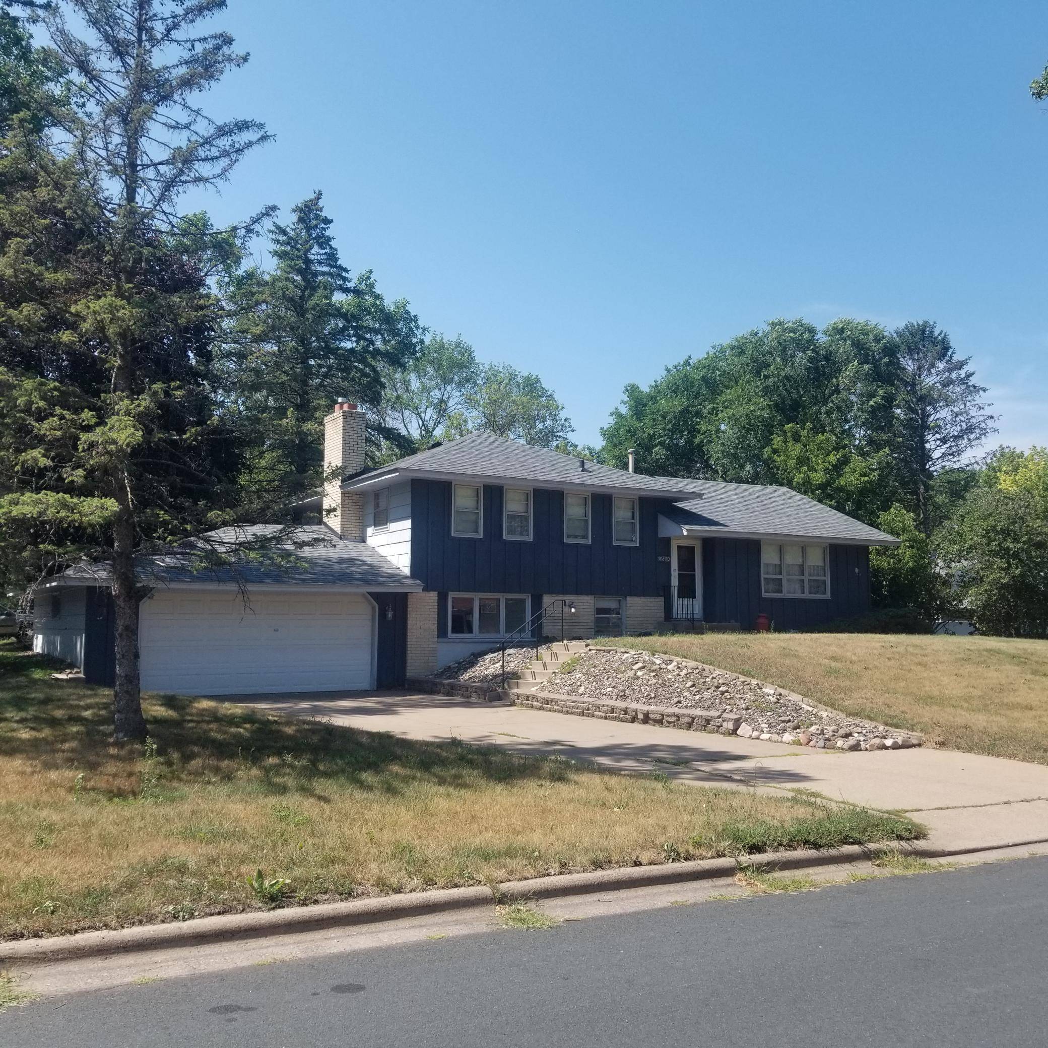 10300 Wren ST NW, Coon Rapids, MN 55433