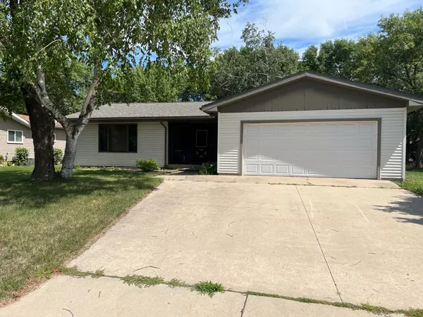 339 Pomeroy AVE S,  Paynesville,  MN 56362