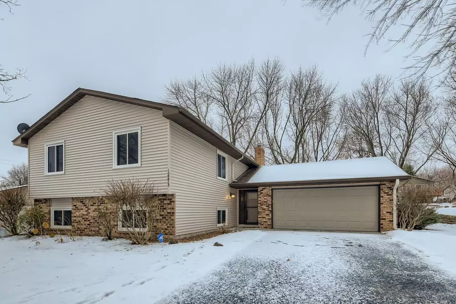 12273 Jack Pine TRL, Eden Prairie, MN 55347