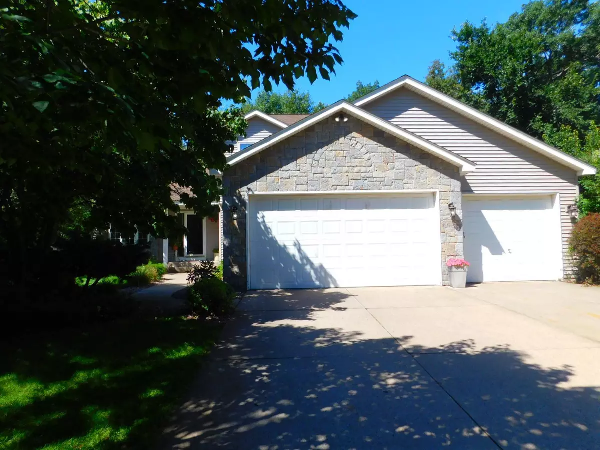 Lino Lakes, MN 55014,6207 Linda LN