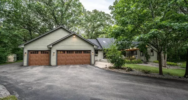 20790 Lynn DR, Prior Lake, MN 55372