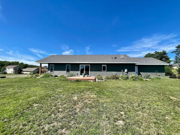 Amery, WI 54001,223 Coves CT