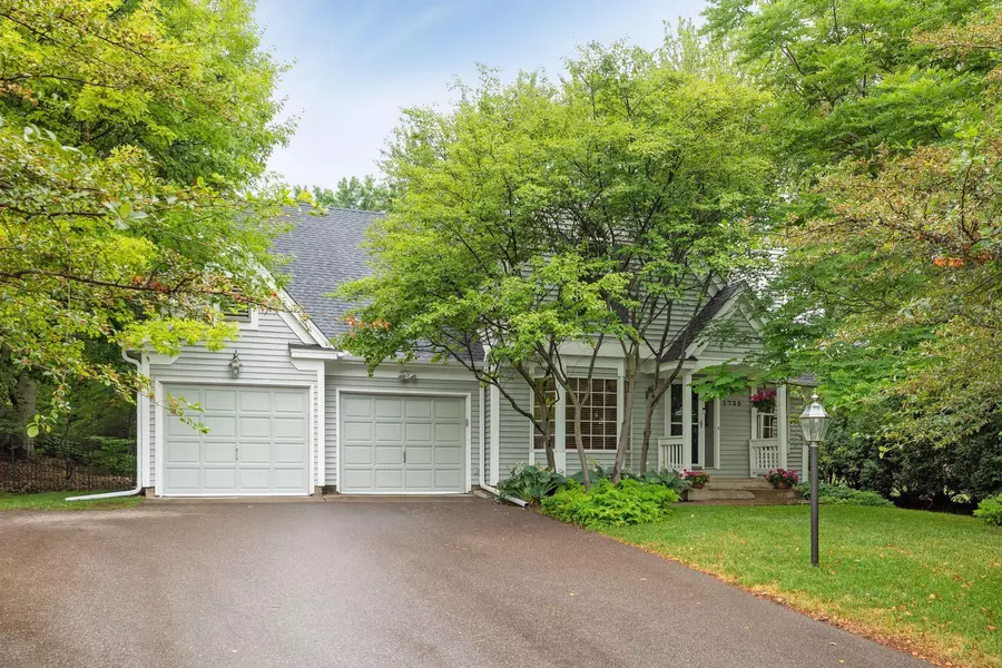 1735 Atwater PATH, Inver Grove Heights, MN 55077