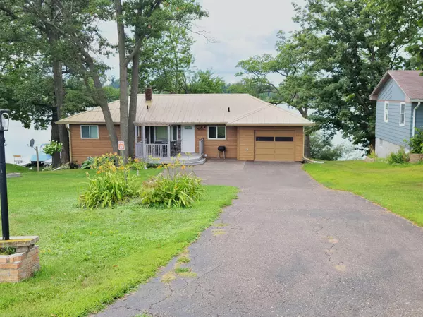 Almena, WI 54889,1414 3 1/2 ST