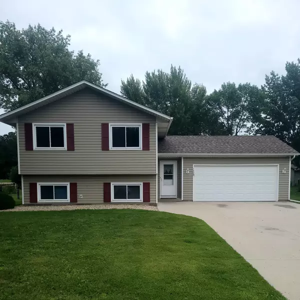 1506 Maple AVE, Buffalo, MN 55313