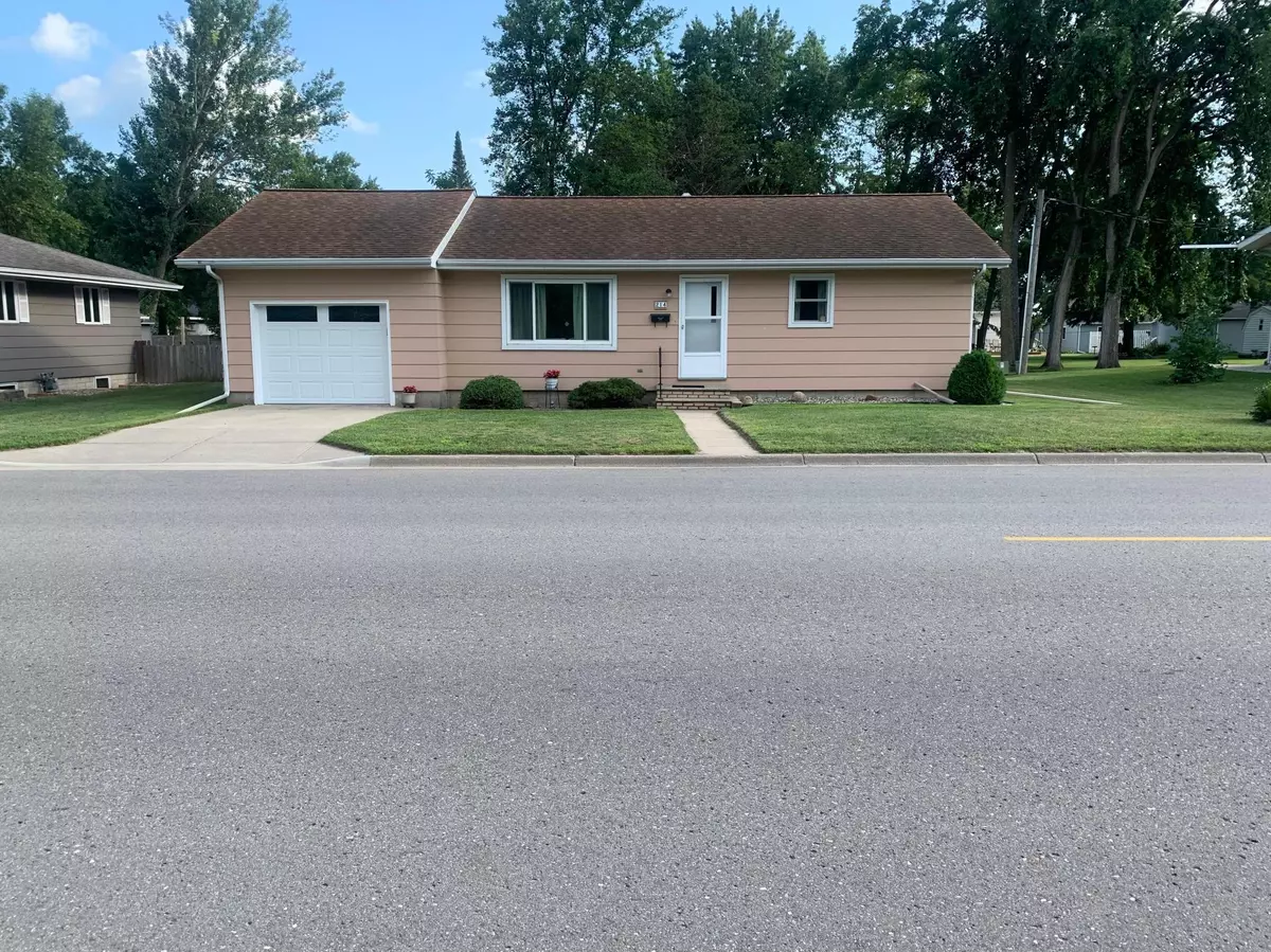 Melrose, MN 56352,214 5th ST NE