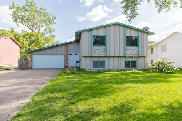 Fridley, MN 55432,8041 Fairmont CIR NE
