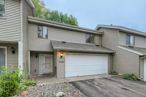 Minnetonka, MN 55343,5435 Pompano DR