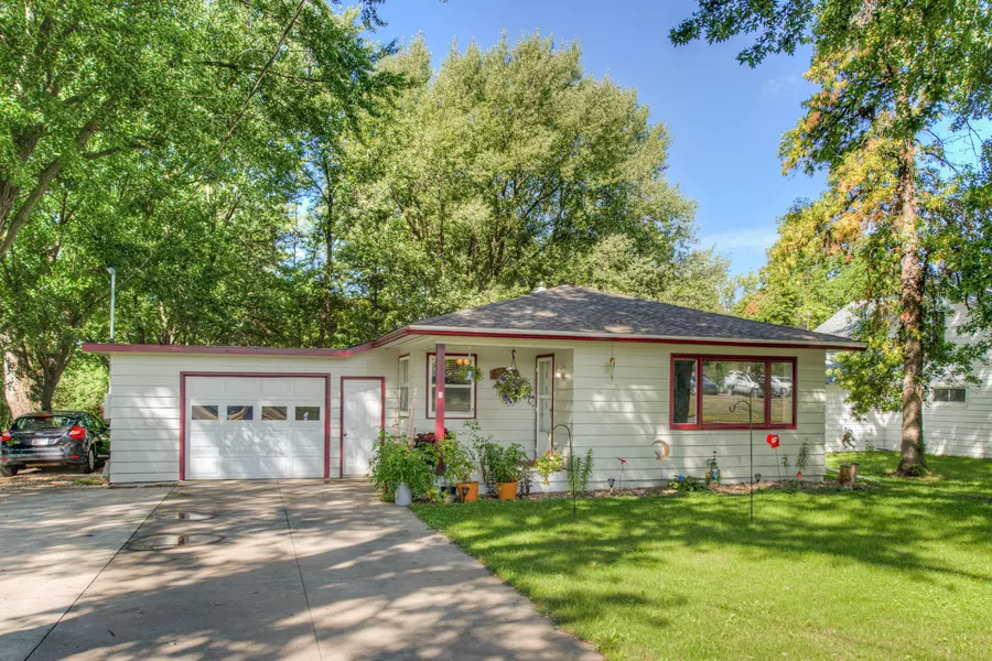 203 S Division ST, Roberts, WI 54023