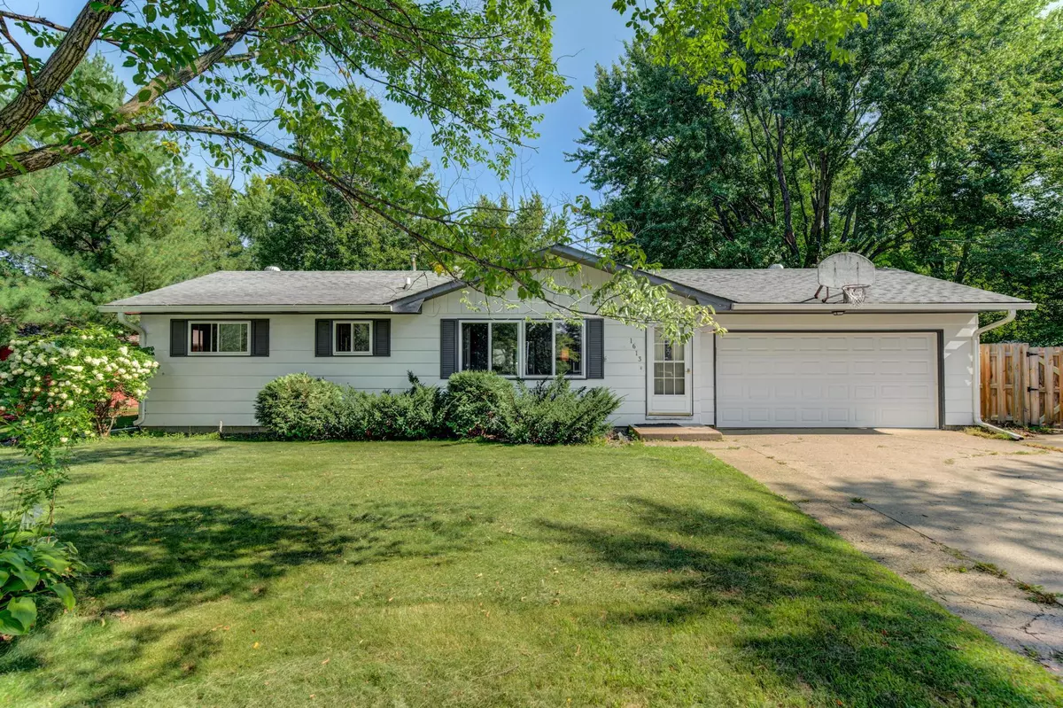 Eau Claire, WI 54703,1613 Aylmer CT