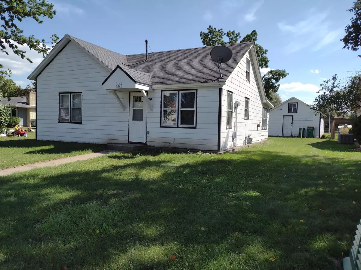 Le Sueur, MN 56058,514 Dexter ST