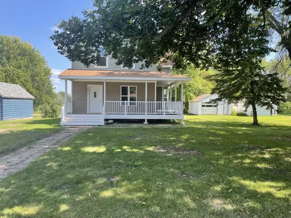 2015 2nd ST, Lake Park, MN 56554