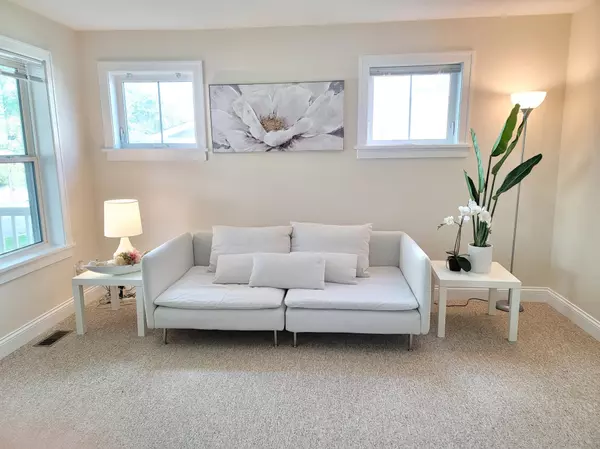 Saint Paul, MN 55130,426 Minnehaha AVE E