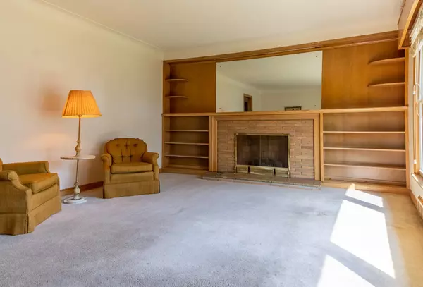 Roseville, MN 55113,1163 Shryer AVE W