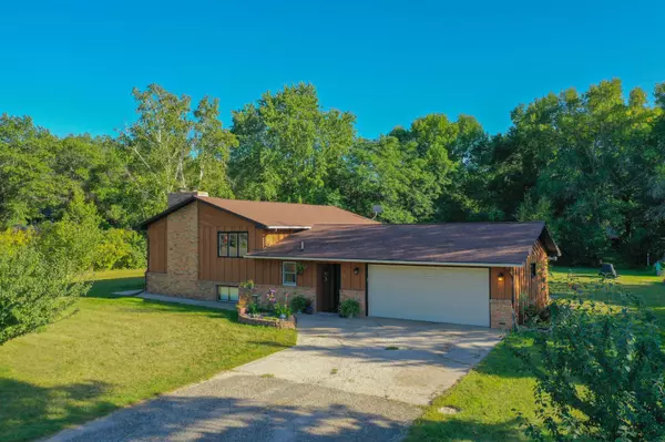 1610 Scenic Heights RD NE, Alexandria, MN 56308