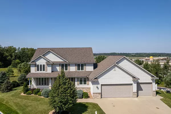 Rochester, MN 55904,243 Foothills LN SE