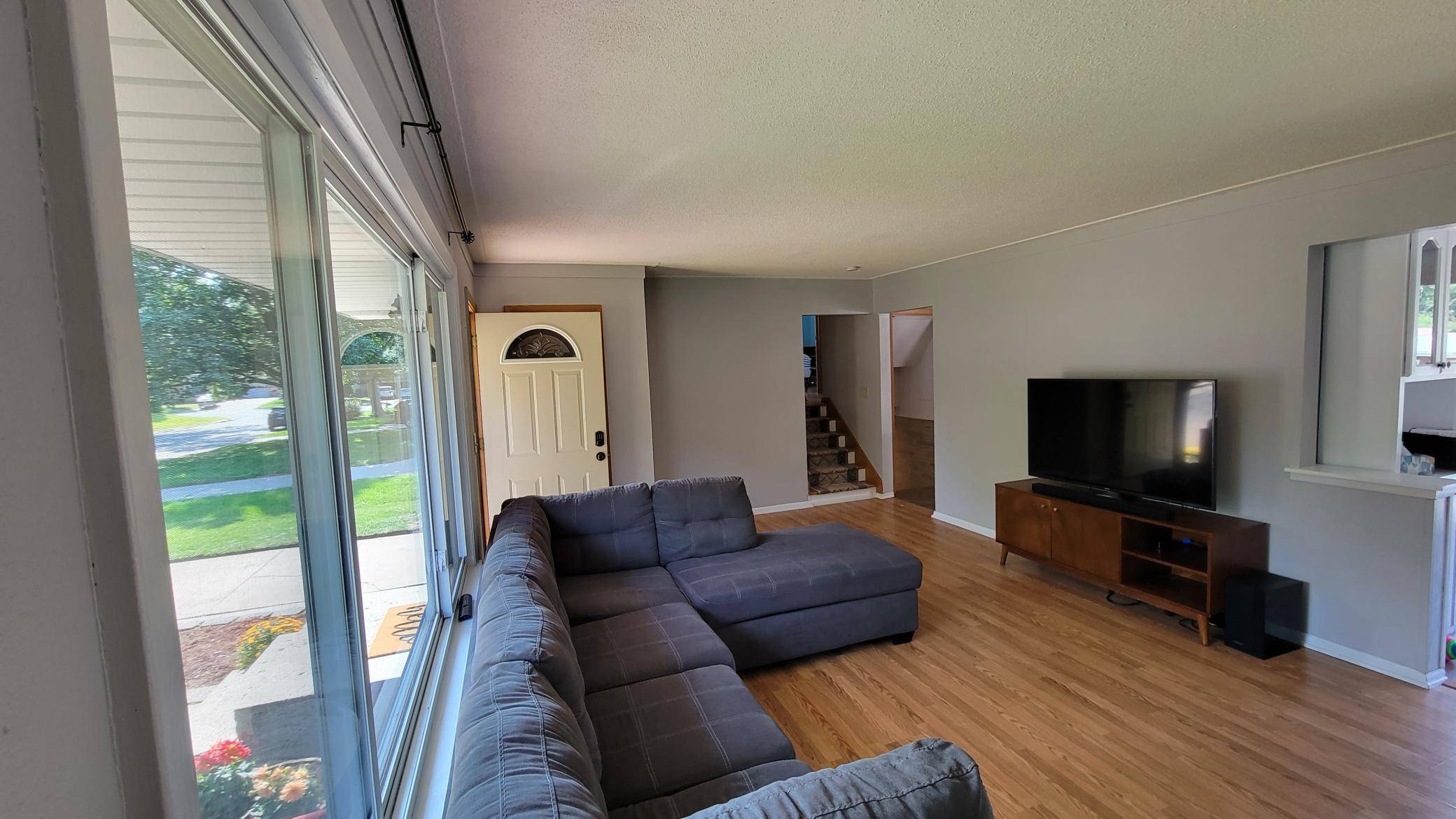South Saint Paul, MN 55075,119 19th AVE N