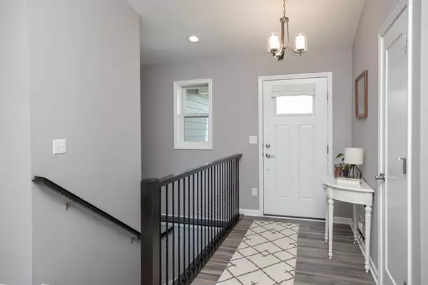 Dover, MN 55929,447 6th CT SE