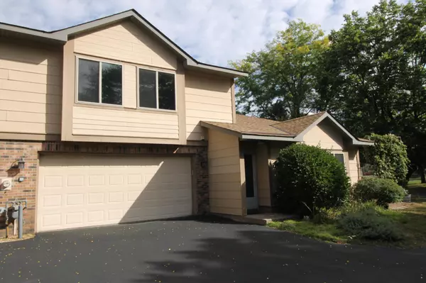 Circle Pines, MN 55014,3 Shady WAY #B