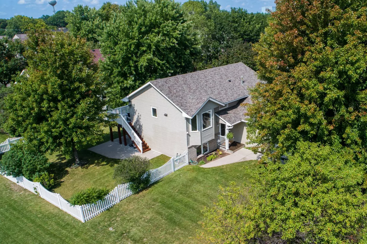 Hudson, WI 54016,1825 Lupine DR