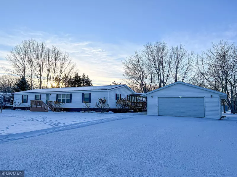 118 Willow RD, Thief River Falls, MN 56701