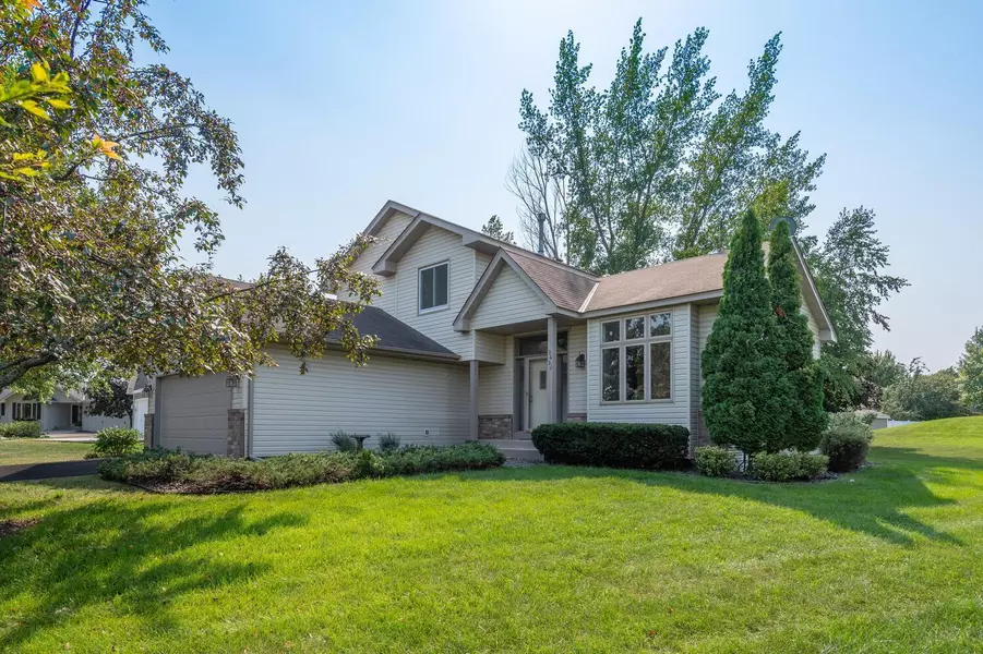 3630 Pauly LN, Saint Bonifacius, MN 55375