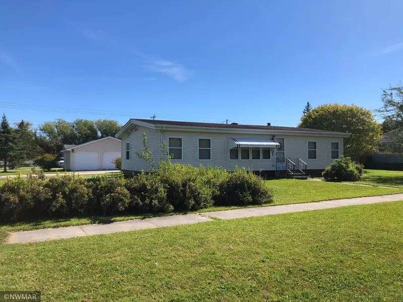 1701 2nd AVE E, International Falls, MN 56649