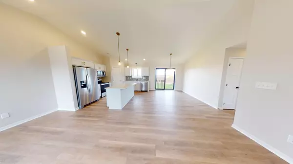 Kasson, MN 55944,906 9th AVE NE