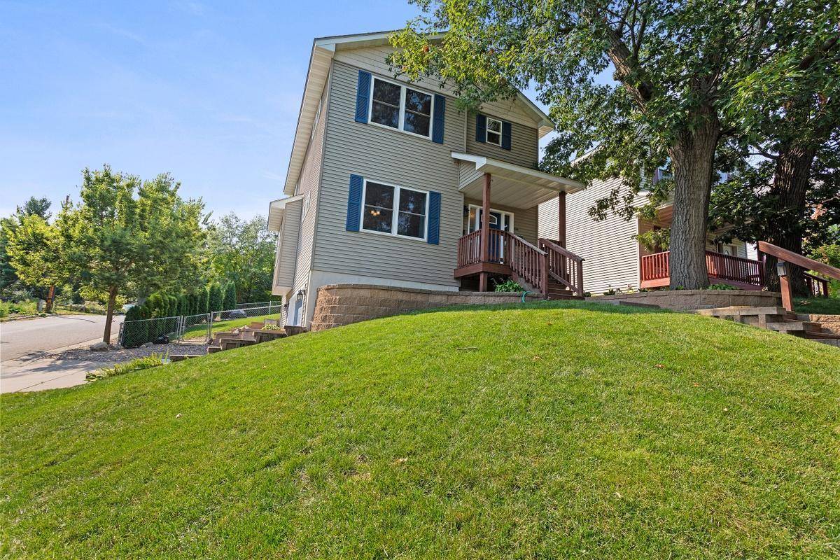 288 Page ST E, Saint Paul, MN 55107
