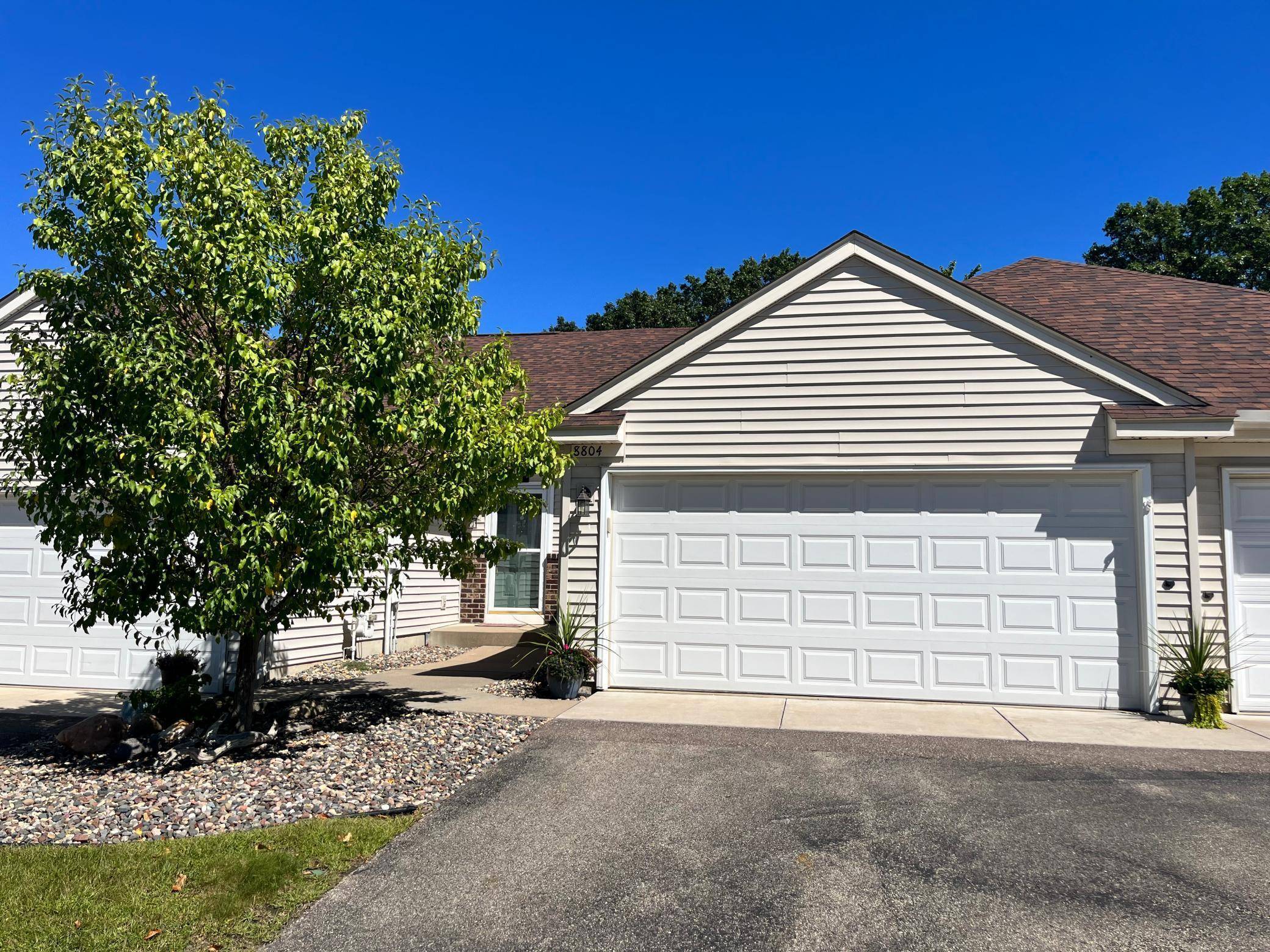 8804 Coffman PATH, Inver Grove Heights, MN 55076