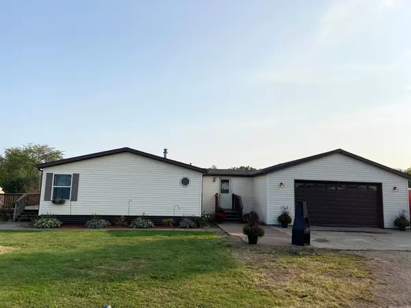 9231 140th ST, Milaca, MN 56353