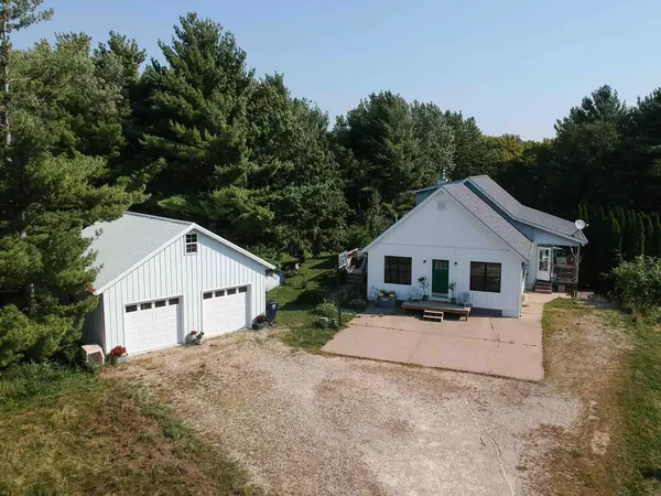 N5910 County Road Qq, Prescott, WI 54021