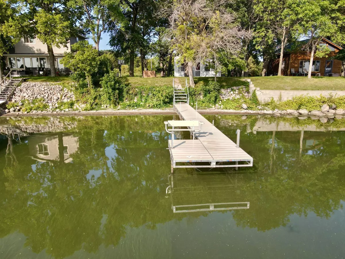 Lake Lillian, MN 56253,9325 123rd AVE SE