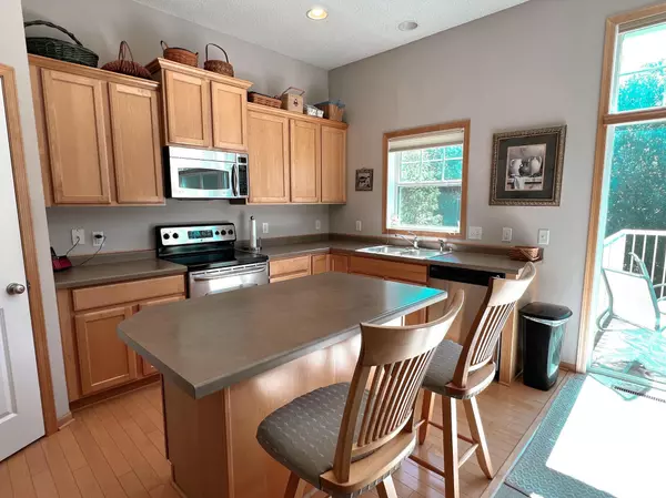 Plymouth, MN 55446,16633 50th CT N